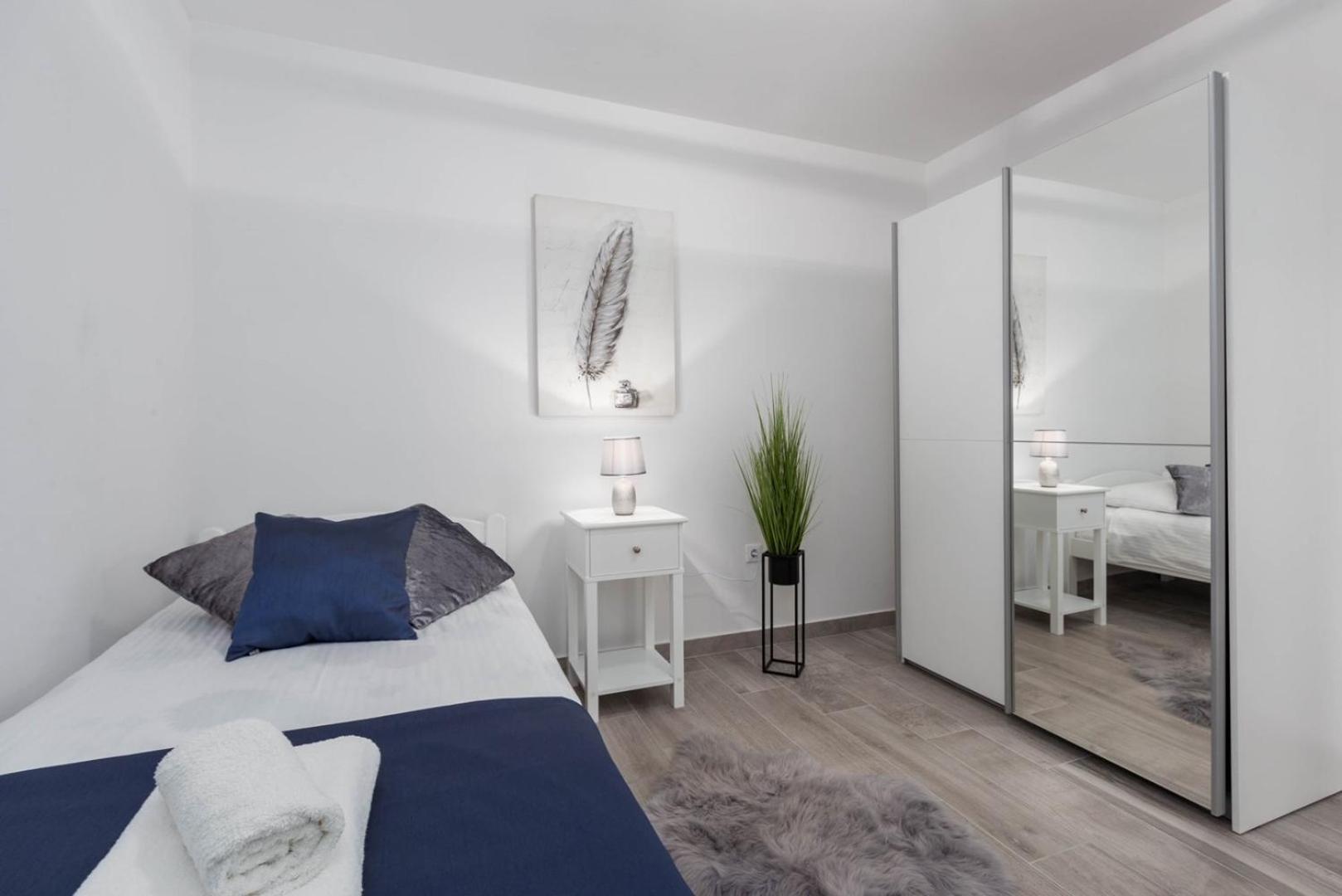 Luxury Three Bedrooms Silver Near * Poreč